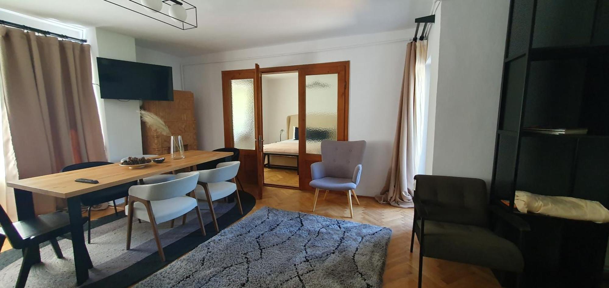 The Pines Serviced Apartments Braşov Exteriör bild